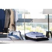 Rowenta DW4308 Express Steam, ferro da stiro, Microsteam300 LASER per ottima diffusione del vapore, emissione continua di vapore di 40 g/min ed un colpo vapore di 150 g/min, capacità del ser